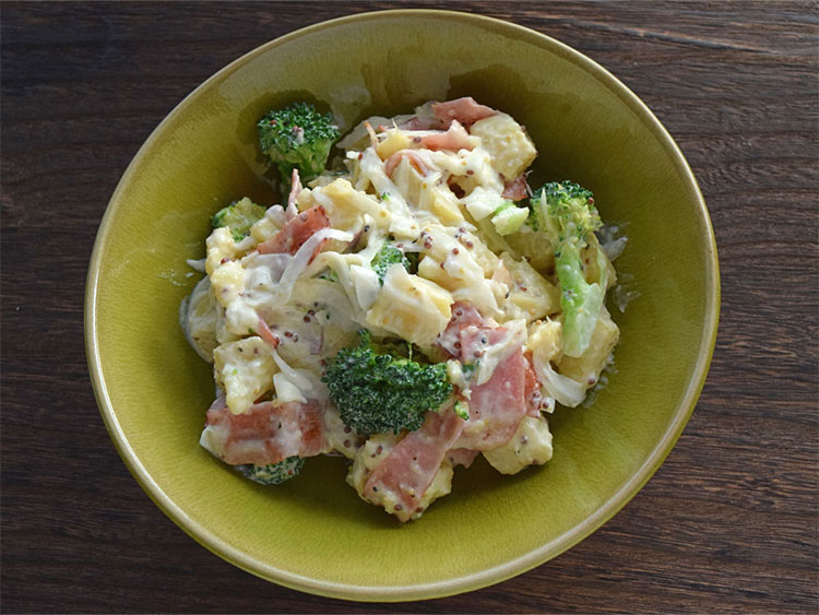 さつまいもとブロッコリーのサラダ