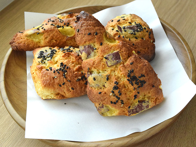 大学芋味のスコーン